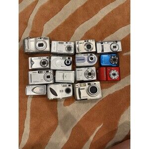 Lot of 15 Vintage Digital Cameras – Konica, HP, Medion, AGFA, Traveler Untested